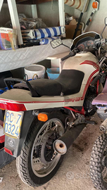 Honda Vf 400 f