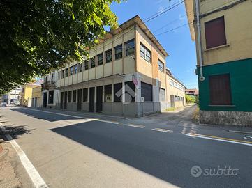 COMPLESSO A GALLIATE