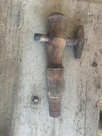 Coppia rubinetto in legno vintage