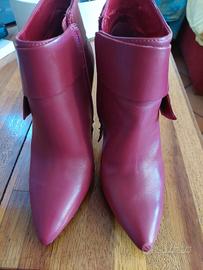 Stivaletti GUESS N.36 con tacco sottile dorato