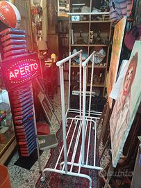 3 stand appendiabiti  