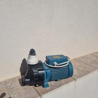 Pompa per piscina e/o vasca