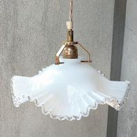 Lampadario in vetro opalino 