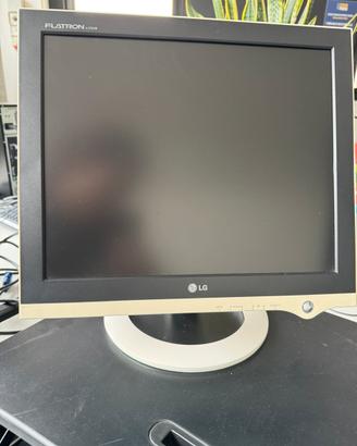 Monitor LG Flatron L1721B 17” LCD funzionante