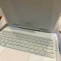 ESR Tastiera iPad Air 13” con Trackpad – Bianca