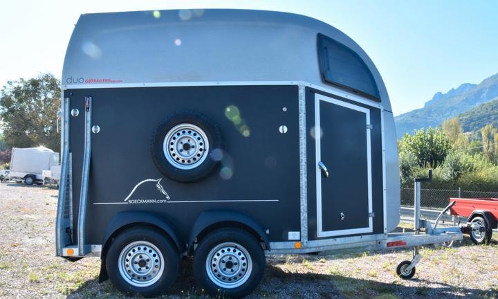 Trailer trasporto cavalli due posti