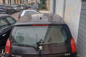 Peugeot 5008 da sistemare