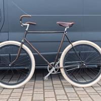 bicicletta vintage minimal