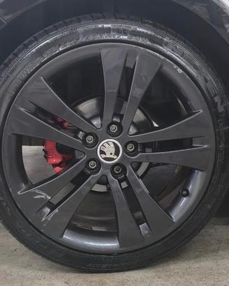 4 ruote + cerchi 205/40 17” Skoda Fabia Montecarlo