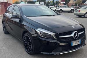 MERCEDES-BENZ CLASSE A 180 D PREMIUM