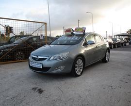 Opel Astra 1.7 CDTI 110CV Cosmo MOLTO BELLA