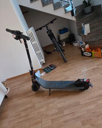 monopattino Ninebot e2plus