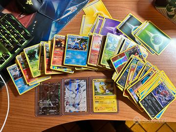 Lotto Carte Pokemon Bianco e Nero 2011 Reshiram