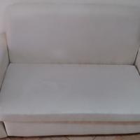 divanetto due posti bianco in simil pelle 