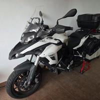 moto benelli trk 502
