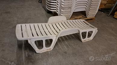 lettini reclinabili in plastica