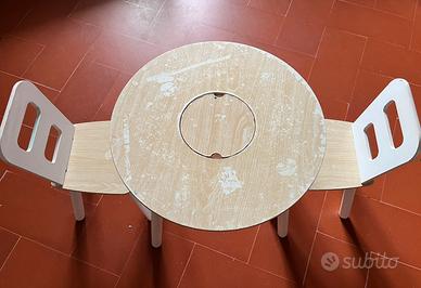 Tavolo bambini con 2 sedie