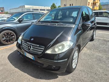 Mercedes-benz A 180 automatica
