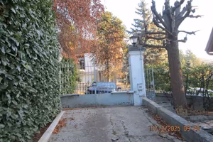 Immobile in asta di 642 m² con più di 5 locali e b