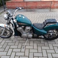 Honda SHADOW 600