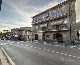 3 LOCALI A GENAZZANO