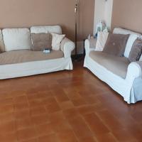 coppia divani 2 e 3 posti beige