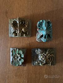 Bassorilievi antichi legno