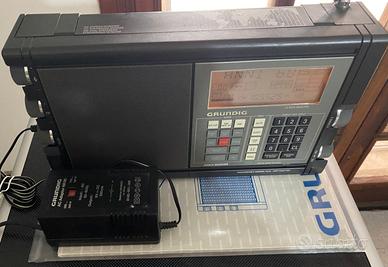 GRUNDIG SATELLIT 700 CON ACCESSORI