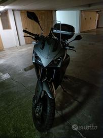 Motorini Xcape tenuta come nuova