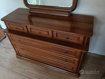 Comò con specchio