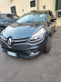 New Renault Clio unico proprietario prezzo trattab