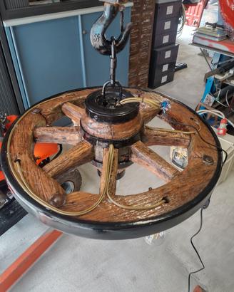 lampadario vecchia ruota