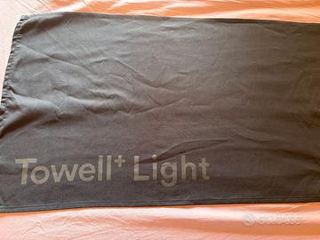Stryve Towell+ Light - telo palestra
