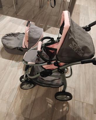 Passeggino   e carrozzina gioco bambina