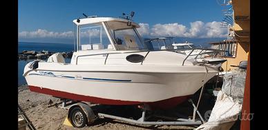Saver  540 cabin  fisher  pronta in acqua
