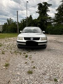 VW Passat 1.8 Benzina Station Wagon