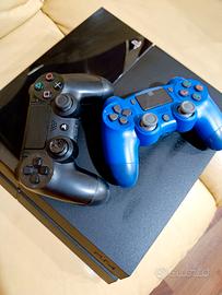  PS4 + 2 joystick + 7 giochi originali ps4