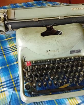 Macchina da scrivere OLIVETTI ani '60/70