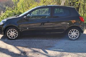 Renault Clio 3p 1.2 tce Le Iene 100cv