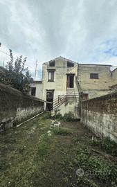 SOLUZIONE INDIPENDETE CON GIARDINO