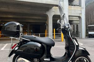 Vespa 300 come NUOVA