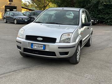Ford Fusion 1.4 16V 5p. Leather