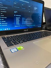 Notebook Asus F555UJ Portatile