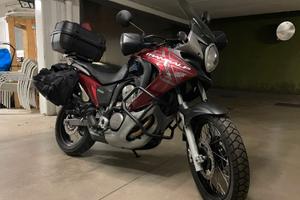 Honda Transalp 700 '09 km 49000 con bauletto