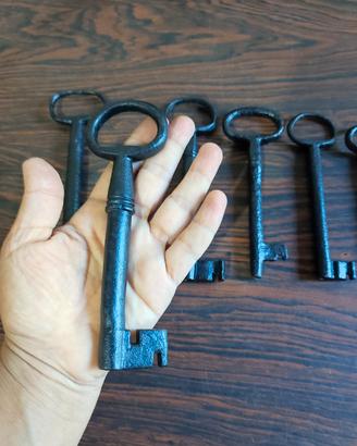 set chiavi antiche da collezione 