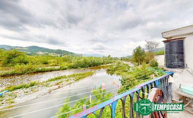 CASA INDIPENDENTE CON GIARDINO ED AMPIO TERRAZZO!!