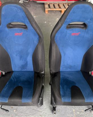 Sedili Subaru STI