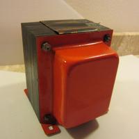 Trasformatore di Potenza con nucleo Laminato "EI"