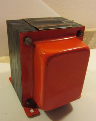 Trasformatore di Potenza con nucleo Laminato "EI"