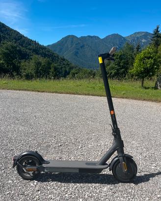 Monopattino elettrico Mi Electric Scooter 1S